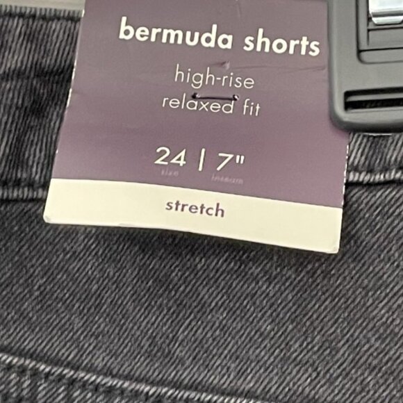 Ava & Viv Women's Plus Size 24 Black Denim 6" High Rise Shorts NWT - Picture 10 of 13